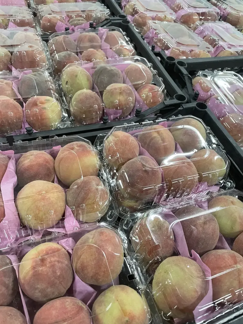 Peaches
